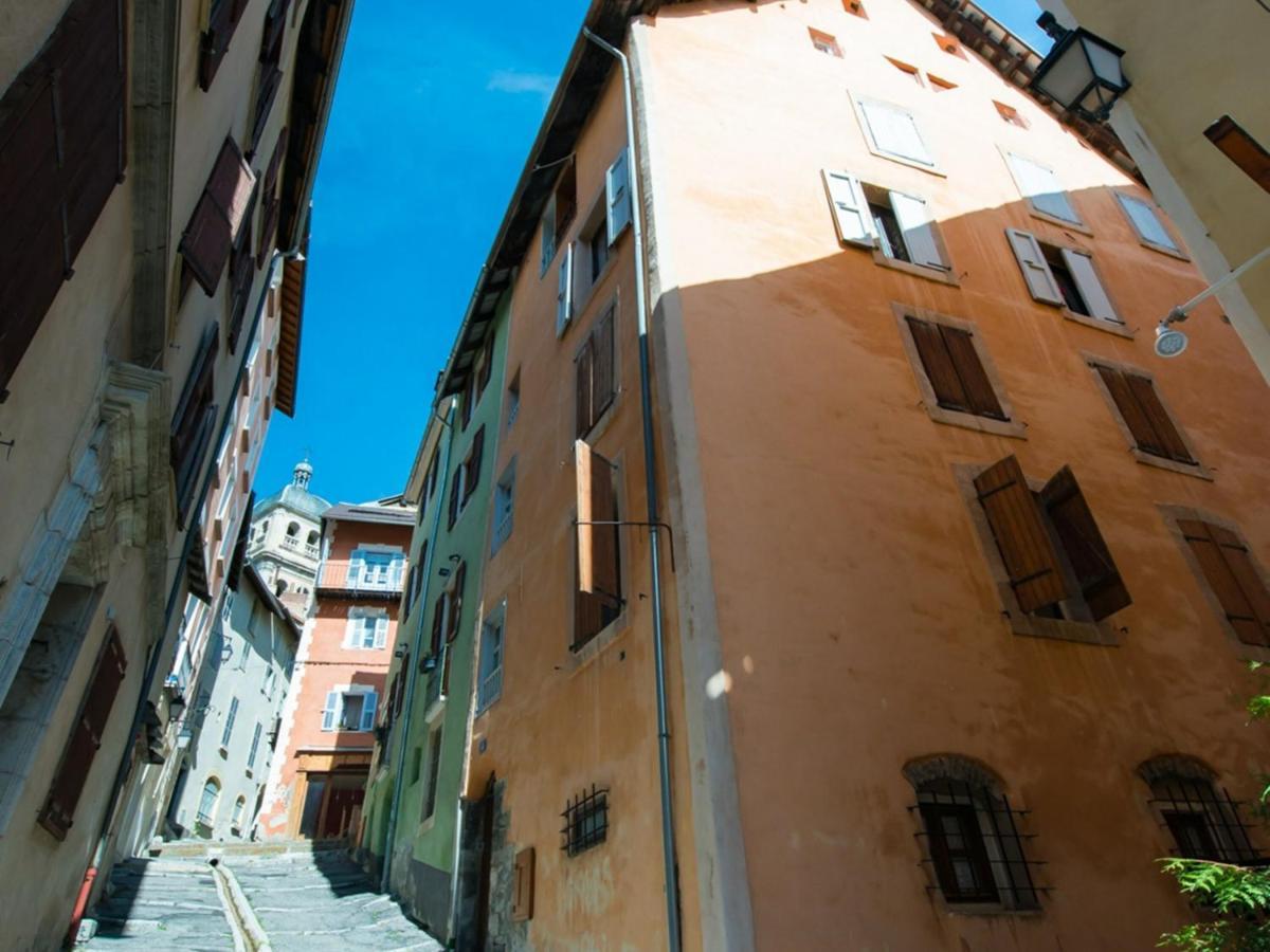 Charmant T3 Renove Au Coeur De Briancon - Ideal Pour 4, Bien Equipe, Proche Bus Et Parking - Fr-1-330C-102 外观 照片